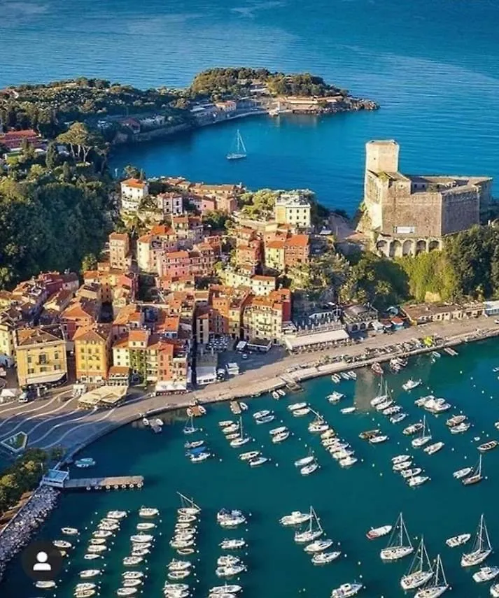 Sea & Culture San Terenzo -Lerici-300 M From The Beach 0*,