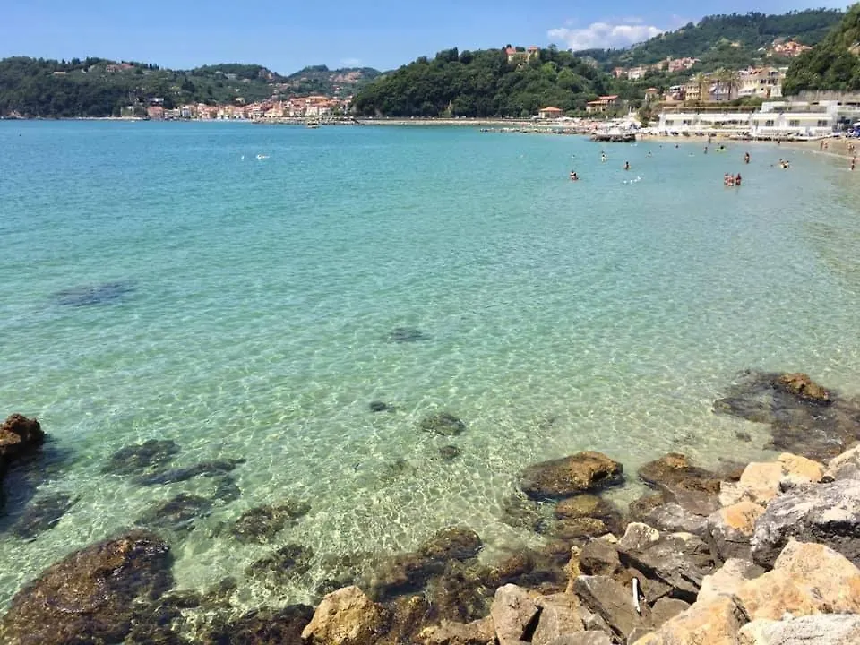 Sea & Culture San Terenzo -Lerici-300 M From The Beach Italy
